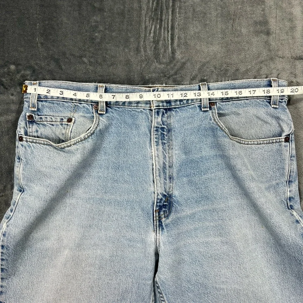 VTG 2002 Levis 901 Relaxed Straight Leg Jeans Mens 40x30 Light Wash Blue Denim‎